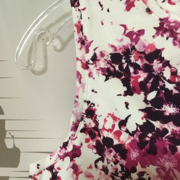 NWOT~Croft & Barrow Women's Multi-color Blouse Sleeveless~Size Small - Picture 3 of 6